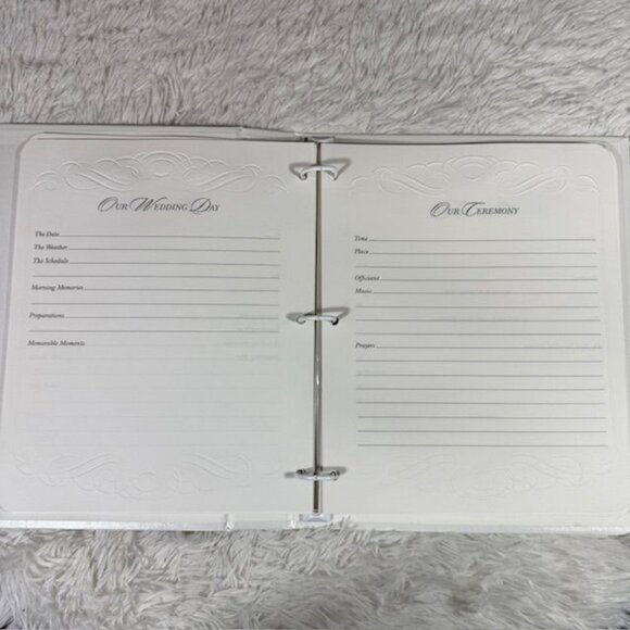 Vintage Hallmark Wedding Album 'And Two Shall Become One' Mark 10:8 Ivory Gold - Picture 12 of 16